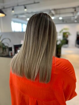 メリー オオサカ(Merly Osaka) バレイヤージュ