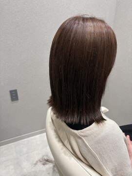 ロエ(Lowe') タッセル肩ロブ