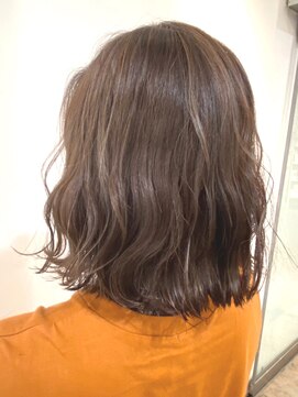 ネオリーブアオバ 高田馬場店(Neolive aoba) 【高田馬場/aoba】切りっぱなしボブ ハイライトスタイル