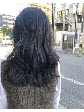 マメ(mame) セミロング/ダークグレー/ゆる巻き仕上げ