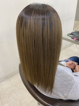 ヘアーサロン イルア 北越谷(hair salon I'LUNA) ブリーチメンテナンスカラー