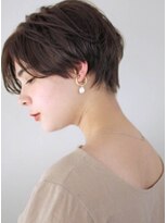 サーカス バイ ビュートリアム 青山(CIRCUS by BEAUTRIUM)&nbsp;ショートヘア　ひし形シルエット　ニュアンスパーマショート