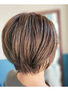 キキヘアメイク(kiki hair make) しんや【オリーブベージュ】