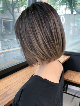 アイティー バイ アルバム 中野店(IT by ALBUM) バレイヤージュ_グレージュカラーボブウルフ_ba410481