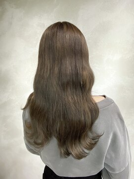 アルマバイロサ(ALMA by ROSA) 大人女性アッシュブラウン/担当:【ギャル仙人】RENTA