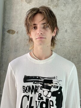 ルシアーアトリエ(Luthier atelier) ウルフ×ニュアンスパーマ