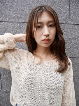 シュシュ(shushu) くびれレイヤーロング/ノンジアミンベージュ【有海一生】/バング