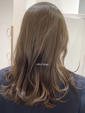 フランチェスカドット(francesca.) 透明感ベージュカラー