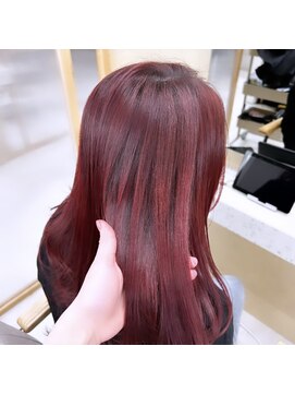 ジーナ サンシャイン通り池袋(Zina) ブリーチなしチェリーレッド【Zina チカ】