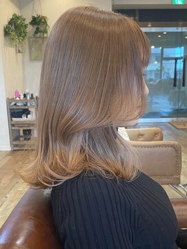 レガロヘアーデザイン(Regalo hair design) Regalo☆ミルキーアッシュ×レイヤー切りっぱなしボブ