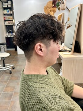 サロンドジョー(salon de joe) メンズカットツイストスパイラルパーマシャドウパーマショート