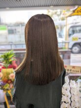 ブリエ(Briller) ブラウン×サラ艶ロングストレート