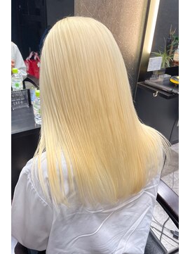 バトー(bAteAu) ホワイトブロンド