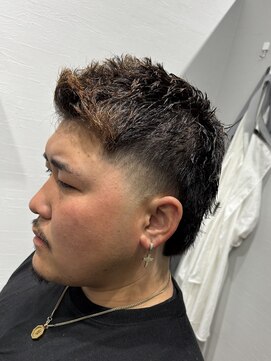 リーブルサニー(Libre Sunny) バーストフェード × ワイルドショート