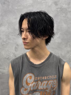 クロムトウキョウ ザ バーバー ネオン 新宿店(CHROM TOKYO the Barber ne/on) ニュアンスパーマ/センターパートウルフ