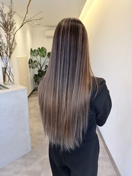 フェーディン(fa/din) バレイヤージュグレージュ