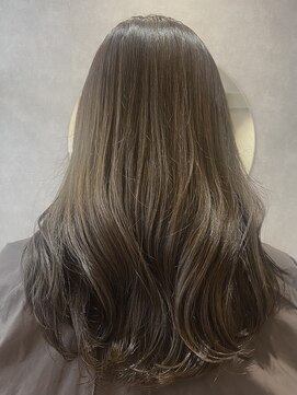 オリーブグレージュ／ゆる巻き／顔周りレイヤー