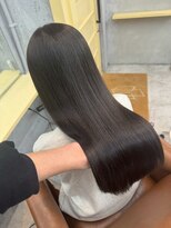 ヴェーレン(Wehlen)&nbsp;グレージュブラウン　髪質改善ストレート　うるつやロング