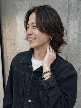 オルカ(ORCA) men's/ニュアンスパーマ/リバースセンターパート/眉毛/新宿