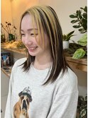 セミロング のパラパラハイライト
