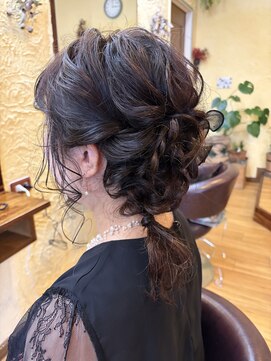 キキ 美容室(KIKI) ヘアアレンジ
