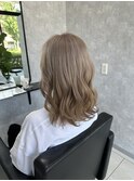 ミルクティーベージュ