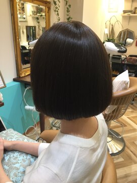 ロンド ブランシュ 錦糸町北口(Lond blanche) 小顔効果☆360度綺麗なワンカールボブ 担当【柴田】