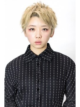 ATU アップバングショート