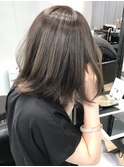 アッシュグレージュメルティカラー/レイヤーボブくびれヘア