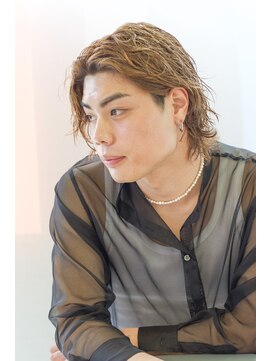 にもう センターパートスパイラルパーマセクシー【神戸三宮/元町】M