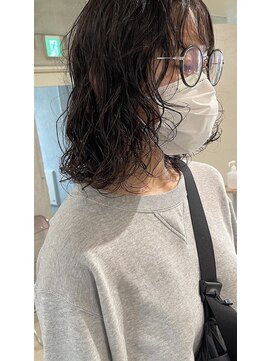 ユニーク(UNIIK) ウェーブパーマ