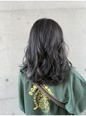 アッシュカラーゆるふわみなみウェーブロング艶感大人可愛い