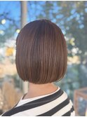 ベージュカラー×内巻きボブ  ヨコヤマアヤコ