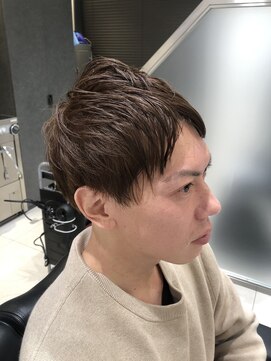 サロンドシロ(salon.de.SHILO) 【麻布十番・六本木】メンズカラー/アッシュシルバー/ブリーチ無