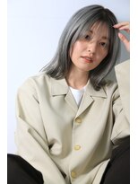 ヌークバイラヴェスト 四日市(neuk by lovest)&nbsp;【neuk服部】髪質改善ミディアムシースルーバングシルバー
