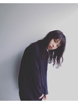 ピープル(people) 〔people〕暗髪×柔らかパーマミディアム