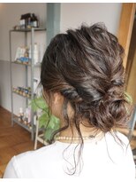 ヘアールーム コンセント&nbsp;お呼ばれヘア