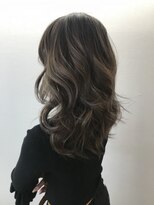 ステア メゾン(stir maison)&nbsp;大人かっこいいアッシュグレージュ☆MAKOTO