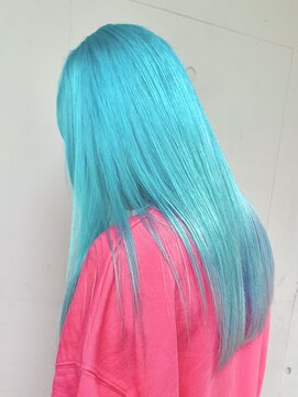 カリーナコークス 原宿 渋谷(Carina COKETH) ダブルカラー/インナーカラー/イヤリングカラー/オージュア/水色