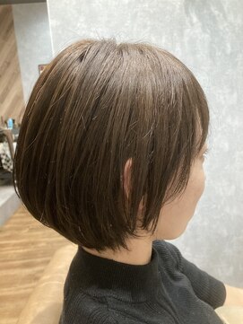 ラゾ(LAZO) ショートボブ