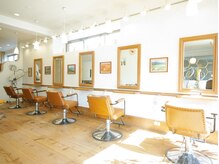 鎌倉 サロンドミュー(Salon de Mieux)の雰囲気（店内すべてバリアフリー。）