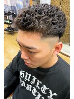 ディ グラント(D GRANT) スタイリングなし！BARBERスキンフェード！濡れパンスタイル！