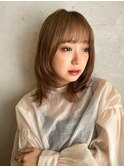 お洒落セミワイドバングウルフレイヤーワンカールミディ【中居】