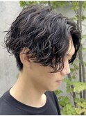 波巻きスパイラルパーマメンズマッシュウルフヘアメンズパーマ