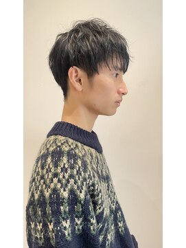 カルナ バイ エルモ(calna by ELMO) スーツ短髪ツーブロック束感モテる黒髪シークレットパーマ流行