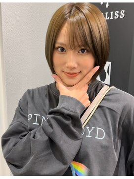 ジエクト ヴィシア(The Ect VIXIA) 元NMB48！城ちゃん前下がりショートボブ