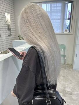 ダイアモンドリリー(Diamond Lily) ホワイトシルバー