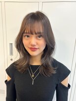 アリュウル 表参道 青山(Allure)&nbsp;外はねくびれヘア／ミルクティーベージュ／グレージュ◎矢口