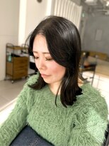 ハイル(Heil) 顔周りレイヤー/切りっぱなしボブ/オリーブブラック