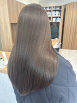 ケンジ 湘南台(KENJE)&nbsp;赤味消しカラー　オリーブ×アッシュ